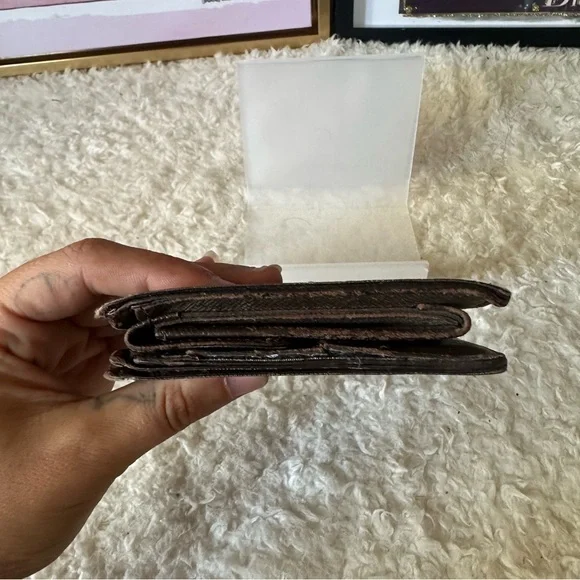 Louis Vuitton Damier Ebene Men’s bifold Wallet - Picture 9 of 12